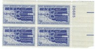#1092 Plate # Block Of 4, 1957 Oklahoma Statehood 50th Anniversary, Atomic Symbol, 3-cent US Postage Stamps - Numero Di Lastre