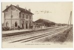 VILLIERS SAINT GEORGES. - La Gare - Villiers Saint Georges