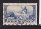 N° 311A 2F OUTREMER LE MOULIN D'ALPHONSE DAUDET FOND BLANC OBL - Gebraucht