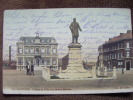 CPA.       LA LOUVIERE.  L'hotel De Ville Et La Statue Mairauxx. - La Louvière