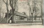 CPA CASTELSARRASIN (Tarn Et Garonne) - La Passerelle Et La Gare - Castelsarrasin