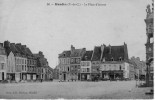 62  HESDIN    PAS DE CALAIS  - PLACE  ARMES -   CPA   N/B  9x14 BE - Hesdin