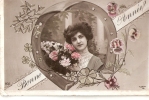 Jeune Femme Avec Des Fleurs Dans Un Fer à Cheval  --  Bonne Année - Mujeres