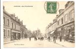 80 - CORBIE  -  Rue Faidherbe  Belle Animation  Magasins, Enfants, Cyclistes... - Corbie