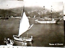 MARINA DI CARRARA BARCA VELA E BARCON PESCA  ANIMATA  V1952 DU996 - Carrara