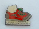Pin´s CHAUSSURE  - COURIR LA GORGUE N°1 - Atletismo