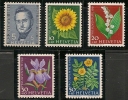SWITZERLAND - 1961  PRO JUVENTUDE - FLOWERS  - Yvert # 684/8 - MINT LH - Neufs