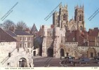 YORK Yorkshire : York Minster And Bootham Bar  ( Auto Old Vintage Cars - York