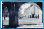 81 - L'ISLE Sur TARN -- Place De La Mairie Et.... - Lisle Sur Tarn