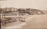 RPPC: EAST CLIFF & BOURNEMOUTH BEACH Fr THE PIER, DORSET ~ SEABOURNE HOUSE & ROYAL BATH HOTEL? - Andere & Zonder Classificatie