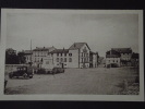 LOUDES (Haute-Loire) - Monument Aux Morts De La Guerre - Place Et Hôtel - Vue De La Route Du Puy-en-Velay - Non Voyagée - Loudes