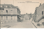 G G S 141 /  C P A - PONT D'OUILLY (14)  L'HOTEL DE LA POSTEE RUE PRINCIPALE - Pont D'Ouilly