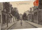 NEUILLY-PLAISANCE RUE DE BEAUTE ET LA SALLE DES FETES ANIMEE - Neuilly Plaisance