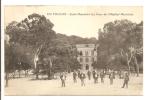 83  - TOULON  -  SAINT-MANDRIER  -  La Cour De L'Hôpital Maritime  - Animation Les Blessés Et Malades Au Grand Air - Saint-Mandrier-sur-Mer