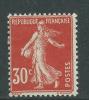 France  N ° 160 X , Type Semeuse : 30 C. Rouge, Trace De Charnière, Sinon TB - 1900-27 Merson