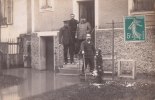 ¤¤  -  Carte Photo Non Située D´un Groupe D´hommes   -  Inondation   -   ¤¤ - Inwijdingen