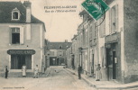 VILLENEUVE LA GUYARD - Rue De L'Hôtel De Ville (animation) - Villeneuve-la-Guyard