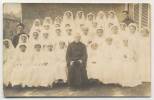 CPA COMMUNION - Communiantes - Pretre - Abbe - Carte Photo - Communion