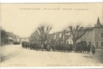 Carte Postale Ancienne Lapalud - Le Boulevard - Militaires, Infanterie - Lapalud