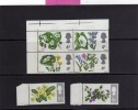 GREAT BRITAIN - GRAN BRETAGNA 1967 WILDFLOWERS FLOWERS FOLWER - FIORI DI CAMPO FIORE MNH - Unused Stamps