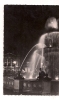 CP, 75, Paris La Nuit, Place De La Concorde, Au Fond L'Eglise De La Madeleine, 1953, Voyagée - Parijs Bij Nacht