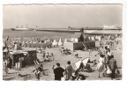 CPSM - 62 - Pas De Calais - Calais : La Plage Et La Jetée : Animation , Tentes De Plage , Bateau ( Paquebot ) - Calais