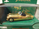 CORGI TOYS  - JAGUAR XK 120 GOLD PLATED AVEC SA BOITE Scala 1/43 - Corgi Toys