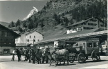 SUISSE - ZERMATT Am Matterhorn - Bahnhofplatz - Attelages Chevaux Du GRAND HOTEL ZERMATTERHOF Und SCHWEIZERHOF - Matt