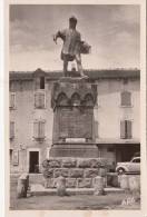 BR10003 Chateauneuf De Randon Lozere Statue De Duguesclin  2 Scans - Chateauneuf De Randon