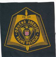 CROATIA, MILITARY POLICE ACADEMY SLEEVE PATCH, OBUCNO SREDIŠTE VOJNE POLICIJE - Stoffabzeichen