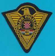 CROATIA, MILITARY POLICE  SLEEVE PATCH, VOJNA POLICIJA - Escudos En Tela