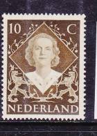 PAYS BAS N° 497 10C BRUN OLIVE ACCESSION DE LA REINE JULIANA - Unused Stamps