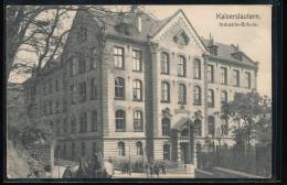 Allemagne --- Kaiserslautern --- Industrie - Schule - Kaiserslautern