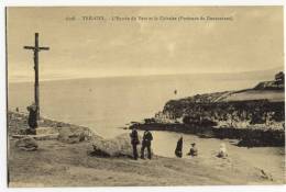 TREBOUL. -  L'Entrée Du Port Et Le Calvaire . - Tréboul