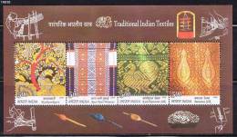 A)INDIA 2009 TRADITIONAL INDIA TEXTILES KALAMKARI,APA TANI WEAVES,KANCHIPURAM,BANARAS SILK MNH MINIATURE SHEET.- - Neufs