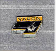 Pin´s  Automobile  Renault   VARON - Renault