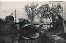 ( CP SM PF 93 )  SEVRAN  /  Le Pont Du Canal  - - Sevran