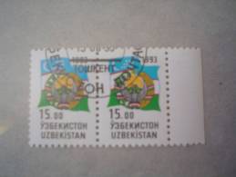 UZBEKISTAN - COPPIA USATA - 1993 - ARMS AND FLAG - STEMMI E BANDIERA - BORDO DI FOGLIO - 15,00 R. - Usbekistan
