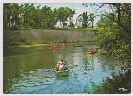 LE QUESNOY - CANOTAGE SUR LE LAC VAUBAN - Le Quesnoy