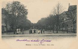 ( CPA 93 )  STAINS  /  Avenue De Vattrie  -  Belle Allée  - - Stains