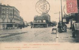 ( CPA 93 )  VILLEMOMBLE  /  Rond-Point De La Station  - - Villemomble