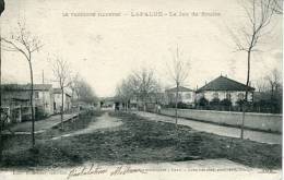 N°22305 -cpa Lapalud -le Jeu De Boules- - Lapalud