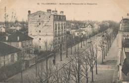 ( CPA 93 )  VILLEMOMBLE  /  Boulevard De Villemomble En Perspective  - - Villemomble
