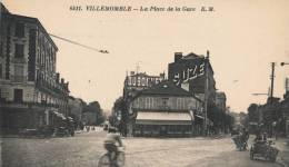 ( CPA 93 )  VILLEMOMBLE  /  La Place De La Gare  - - Villemomble