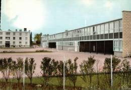 CPSM  ORMESSON SUR MARNE   Le Groupe Scolaire   Saint Exupéry - Ormesson Sur Marne