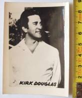 KIRK DOUGLAS / CINEMA PHOTO - Albums & Collections