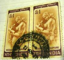 India 1965 Medieval Sculpture 1r Pair - Used - Used Stamps