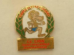 PIN´S SEMI MARATHON INTERNATIONAL LE LION - Athletics