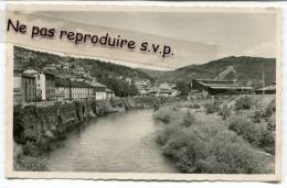 - BESSÈGES  - ( Gard ),ensemble Des Usines Et La Cèze, écrite, 1952, Petit Format, Peu Courante, Bon état. - Bessèges