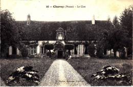 89. Yonne : Charny : Le Clos . - Charny